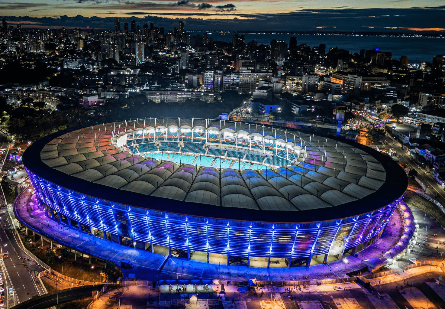 Guns N’ Roses faz estreia histórica em Salvador com megaestrutura na Fonte Nova