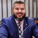 Júnior Muniz propõe Comenda 2 de Julho ao jurista Roberto Rosas na ALBA