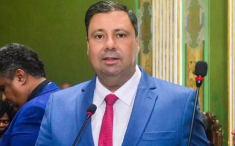 Imagem do post Deputado propõe prioridade no SUS para mães em tratamento de câncer na Bahia