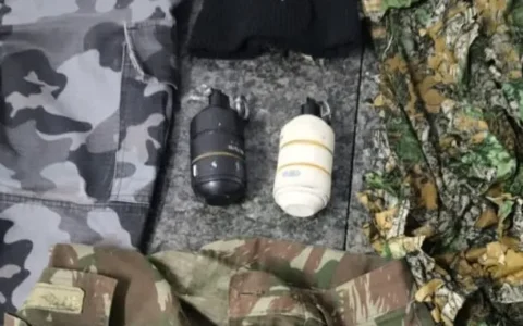 Imagem do post PM apreende arsenal e equipamentos de guerra