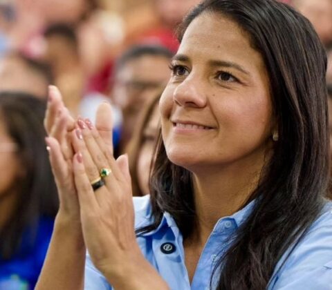 Imagem do post Rowenna Brito deixa Educação e anuncia novo rumo político