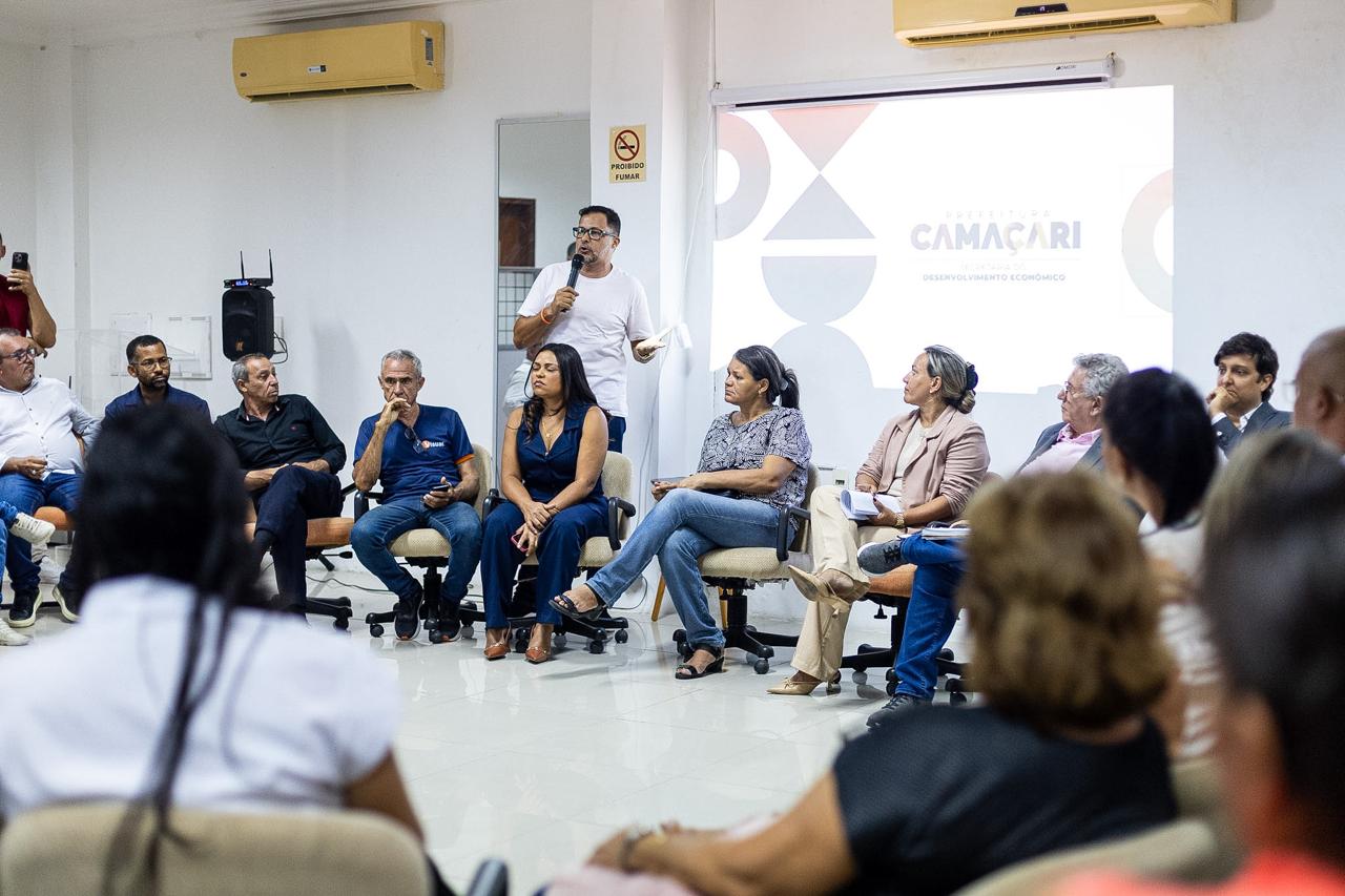 Prefeitura de Camaçari reforça diálogo com comerciantes em reunião com Sicomércio, CDL e ACEC