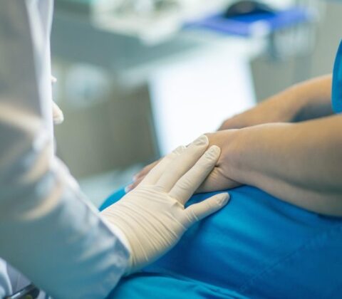 Imagem do post Tratamento contra câncer que não causa queda de cabelo chega ao SUS; veja como funciona