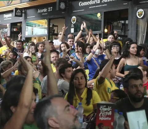 Imagem do post Vai ter aula na Copa? Veja o que pode mudar nos dias de jogos do Brasil