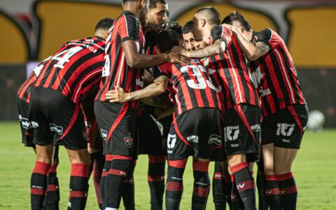 Imagem do post Vitória x São Paulo agita o Barradão; veja onde assistir e escalações
