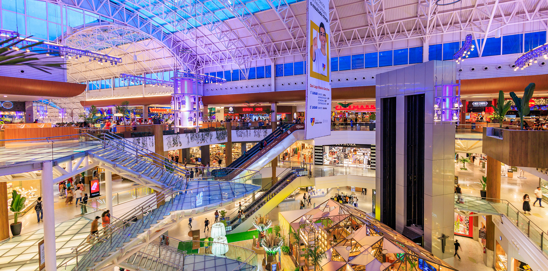 Shoppings de Salvador podem fechar aos domingos? Projeto avança e divide opiniões