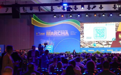 Imagem do post Em Brasília, Débora Regis participa de debates em busca de avanços para Lauro de Freitas
