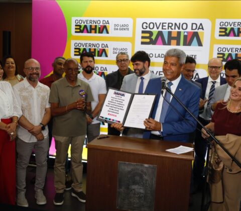 Imagem do post Vai emendar? Jerônimo Rodrigues anuncia folgão para servidores após Corpus Christi