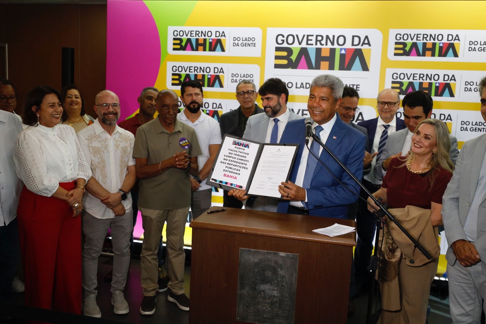 Vai emendar? Jerônimo Rodrigues anuncia folgão para servidores após Corpus Christi
