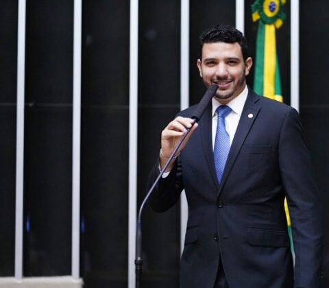 Imagem do post Ipsensus: Neto Carletto lidera intenções de voto para a Câmara dos Deputados