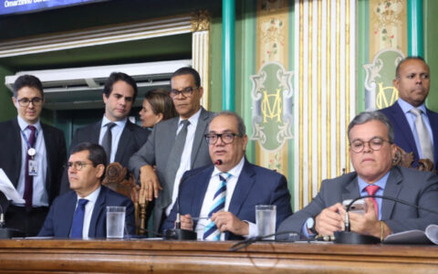 Imagem do post Carlos Muniz fixa calendário de votações na Câmara de Salvador e inclui PL contra Kiss & Fly no aeroporto
