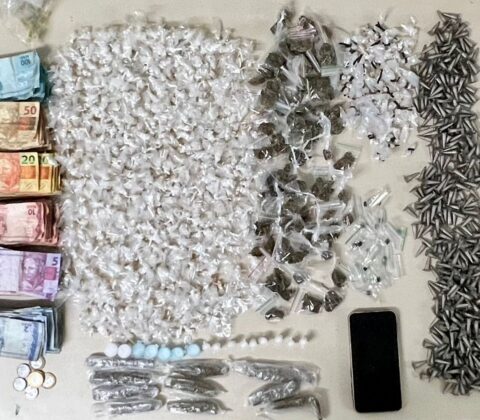 Imagem do post Veículo com restrição de roubo é recuperado pela PM em Vila de Abrantes