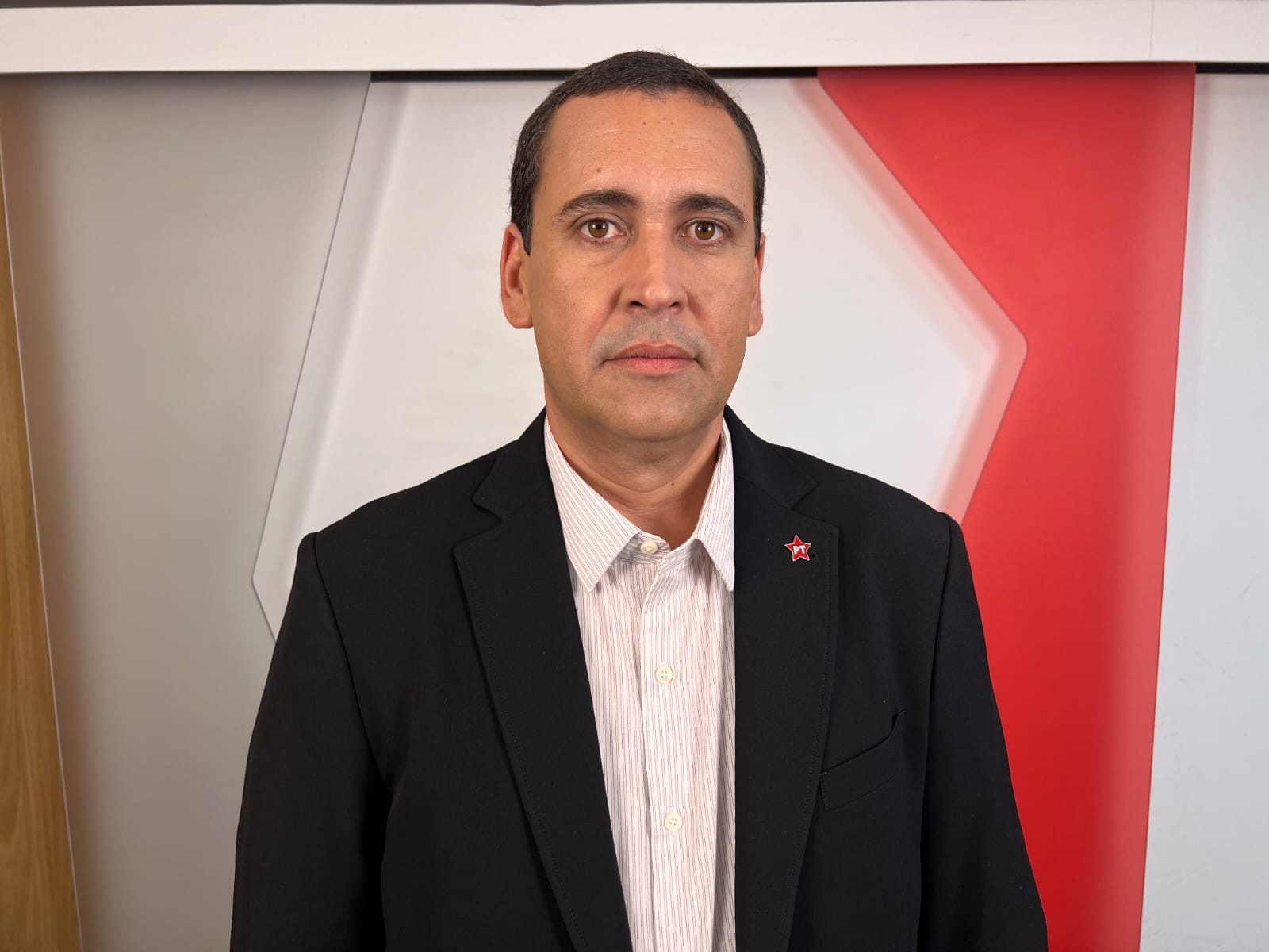 “A história real de Flávio é a corda que vai enforcar a candidatura dele”, diz secretário do PT após escândalo