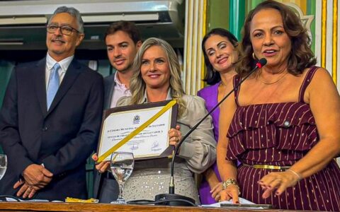 Imagem do post Ivana Bastos recebe título de cidadã de Salvador