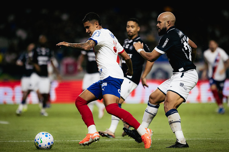 “Não conseguimos sair de casa”: Nestor faz forte desabafo após vexame do Bahia na Copa do Brasil