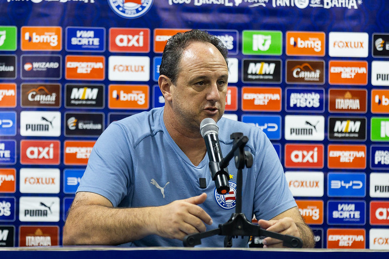 Eliminado, Rogério Ceni defende mudanças no Bahia: “Não podemos desistir”