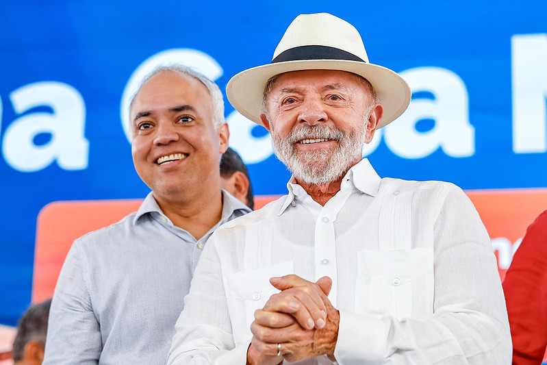 Lula desafia críticos e afirma que nenhum governo investiu mais que o PT na história