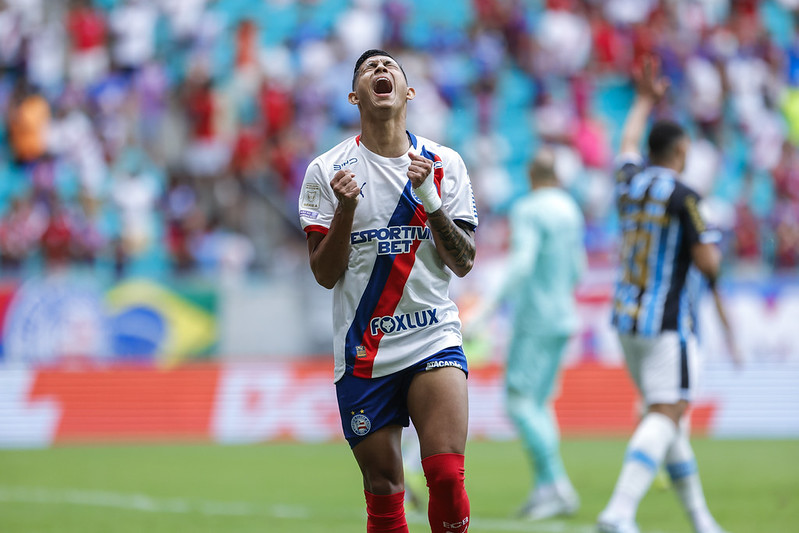 Bahia empata com o Grêmio na Arena Fonte Nova e cai na tabela do Brasileirão