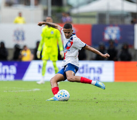 Imagem do post Bahia perde Luciano Juba por lesão e lateral deve voltar só após a Copa