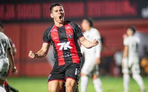 Imagem do post Vitória goleia ABC e encaminha vaga na final da Copa do Nordeste