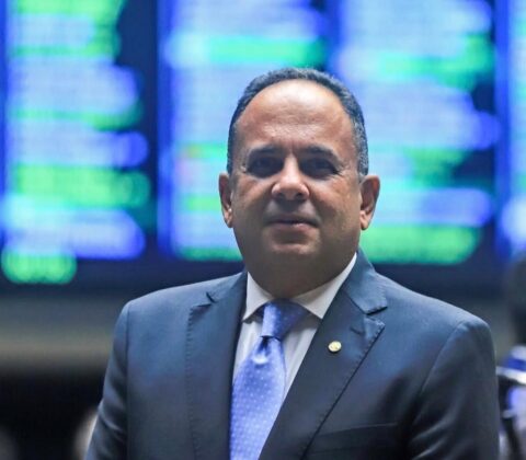 Imagem do post Fim da escala 6×1: deputado Jorge Araújo defende redução da jornada para 40 horas semanais