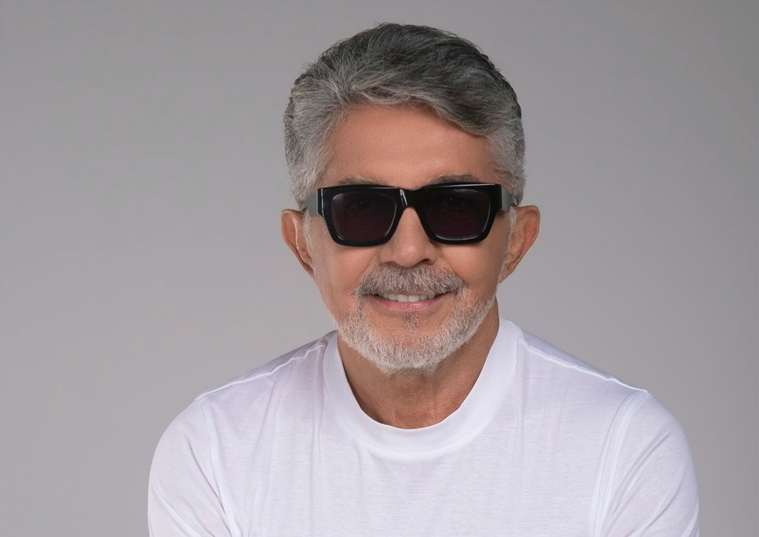Adelmario Coelho comanda shows na Bahia e em Sergipe nesse final de semana
