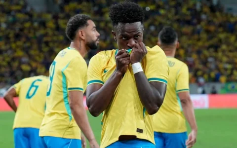 Imagem do post Brasil goleia Panamá por 6 a 2 antes da Copa do Mundo