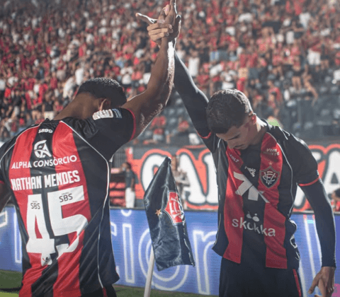 Imagem do post Vitória atropela o Coritiba no Barradão e dispara na tabela