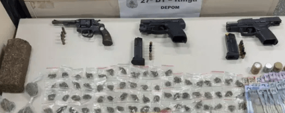 Dupla morre após troca de tiros com a PM em Vida Nova; armas e drogas são apreendidas