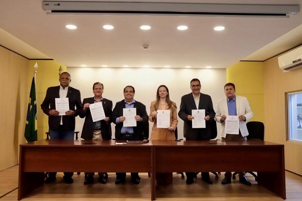 Bahia assume gestão de dois fortes históricos e impulsiona turismo em Salvador e Morro de São Paulo