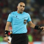 Vídeo: árbitro é hostilizado dentro de avião após expulsão em Flamengo x Palmeiras