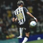 Scarpa no Bahia? Jogador quebra silêncio e define futuro 