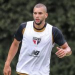 Após ameaças, Dória rescinde contrato com o São Paulo