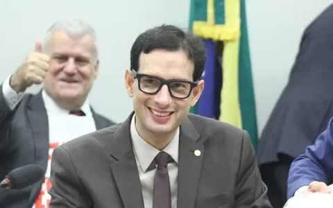 Imagem do post Saiba quem são deputados baianos que aprovaram o fim da escala 6×1