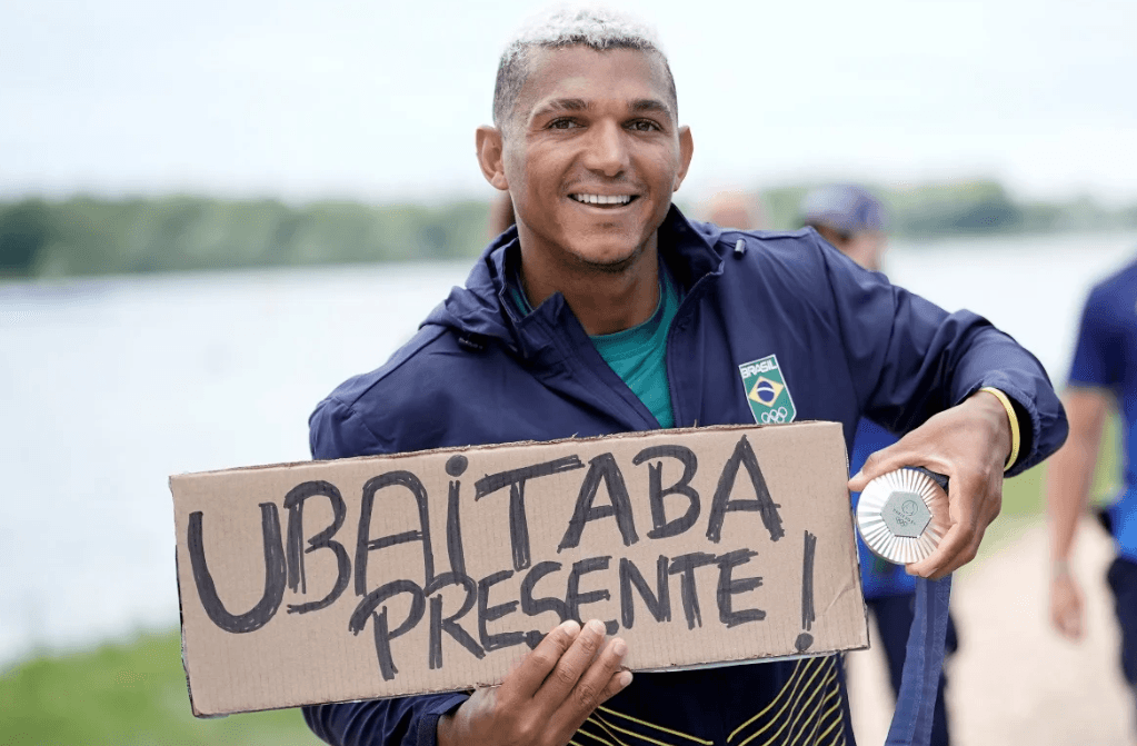 Isaquias Queiroz avança à final da Copa do Mundo de Canoagem