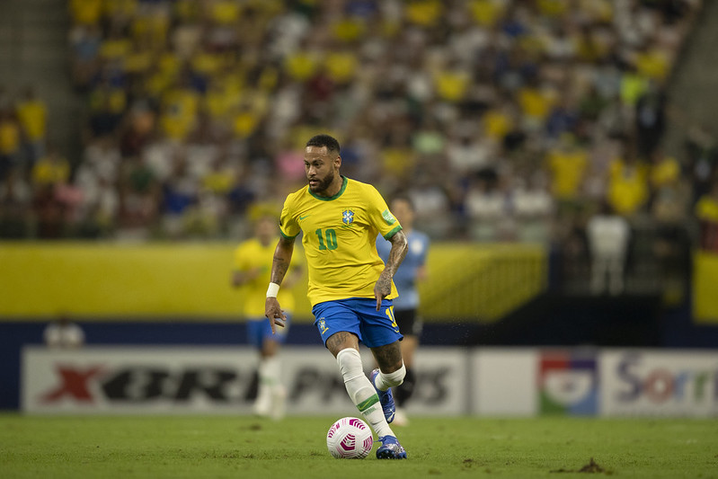 Imagem do post CBF confirma lesão de Neymar e craque pode perder início da Copa do Mundo