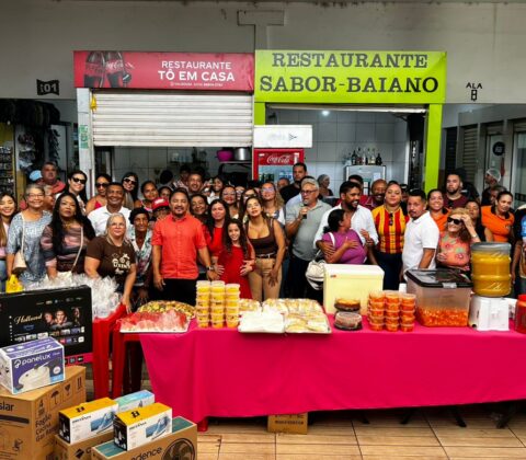 Imagem do post Roberto Carlos celebra Dia das Mães com café da manhã especial no Camelódromo de Juazeiro