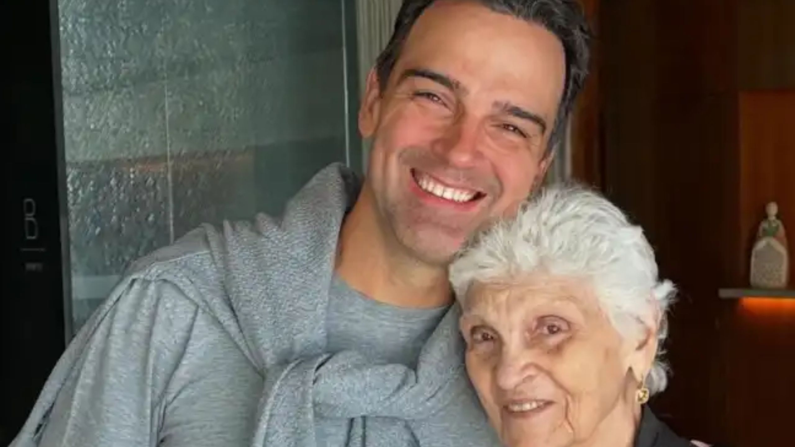 Morre mãe de Tadeu Schmidt, aos 92 anos