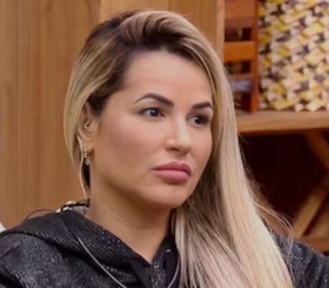 Imagem do post Deolane escreve carta dentro da prisão; veja conteúdo