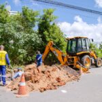Prefeitura de Lauro de Freitas intensifica manutenção da rede de drenagem para prevenir alagamentos