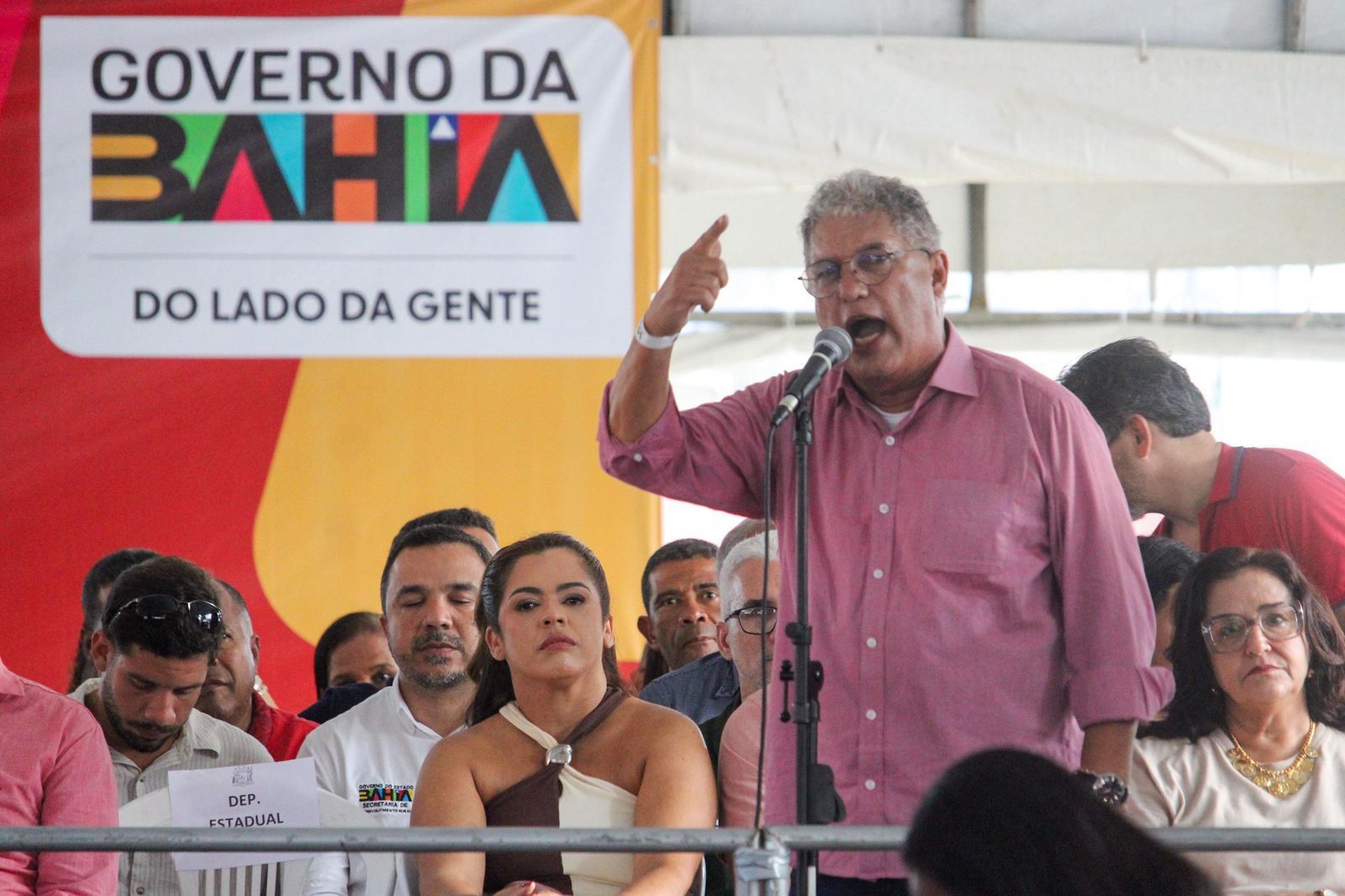 Rosemberg destaca abril por menor índice de mortes violentas em 14 anos na Bahia