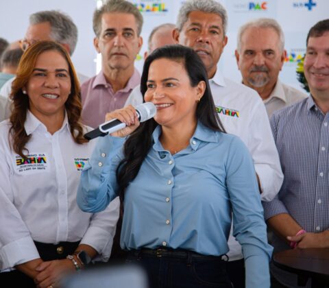 Imagem do post Débora Regis dá início à primeira maternidade municipal de Lauro de Freitas