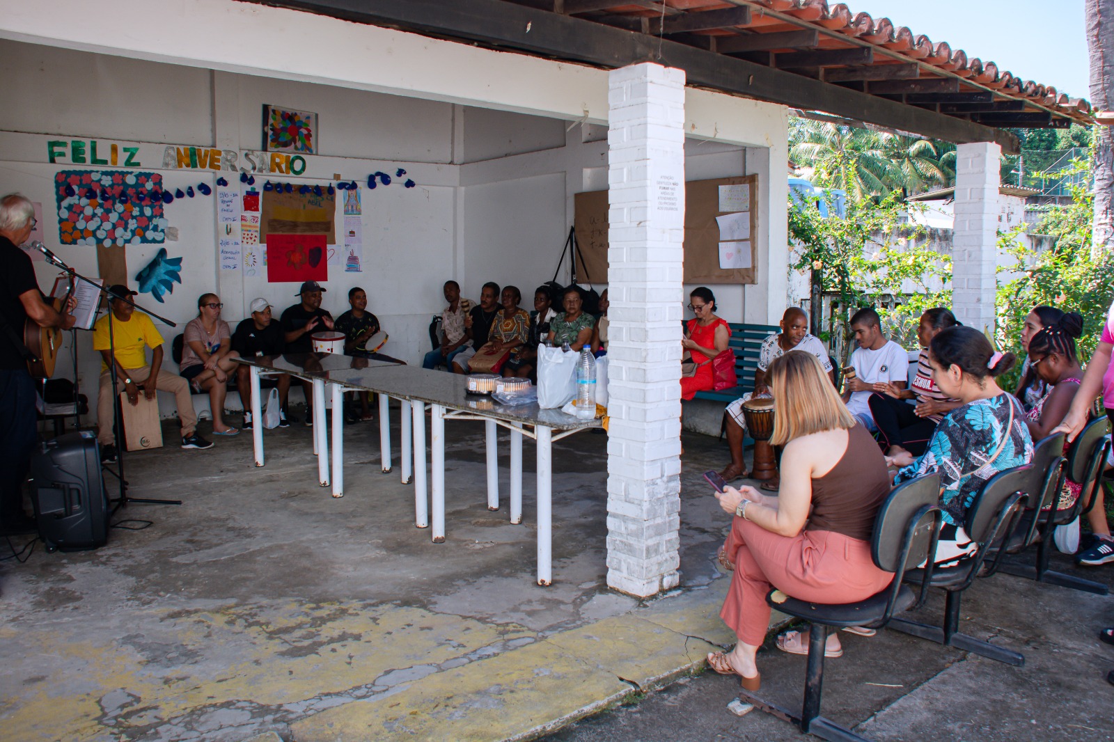 Homenagem ao Dia das Mães emociona pacientes no CAPS II em Lauro de Freitas