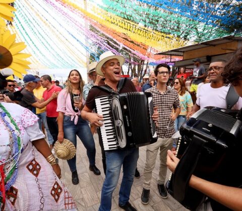 Imagem do post São João 2026: Governo da Bahia prorroga inscrições para artistas, trios de forró e quadrilhas