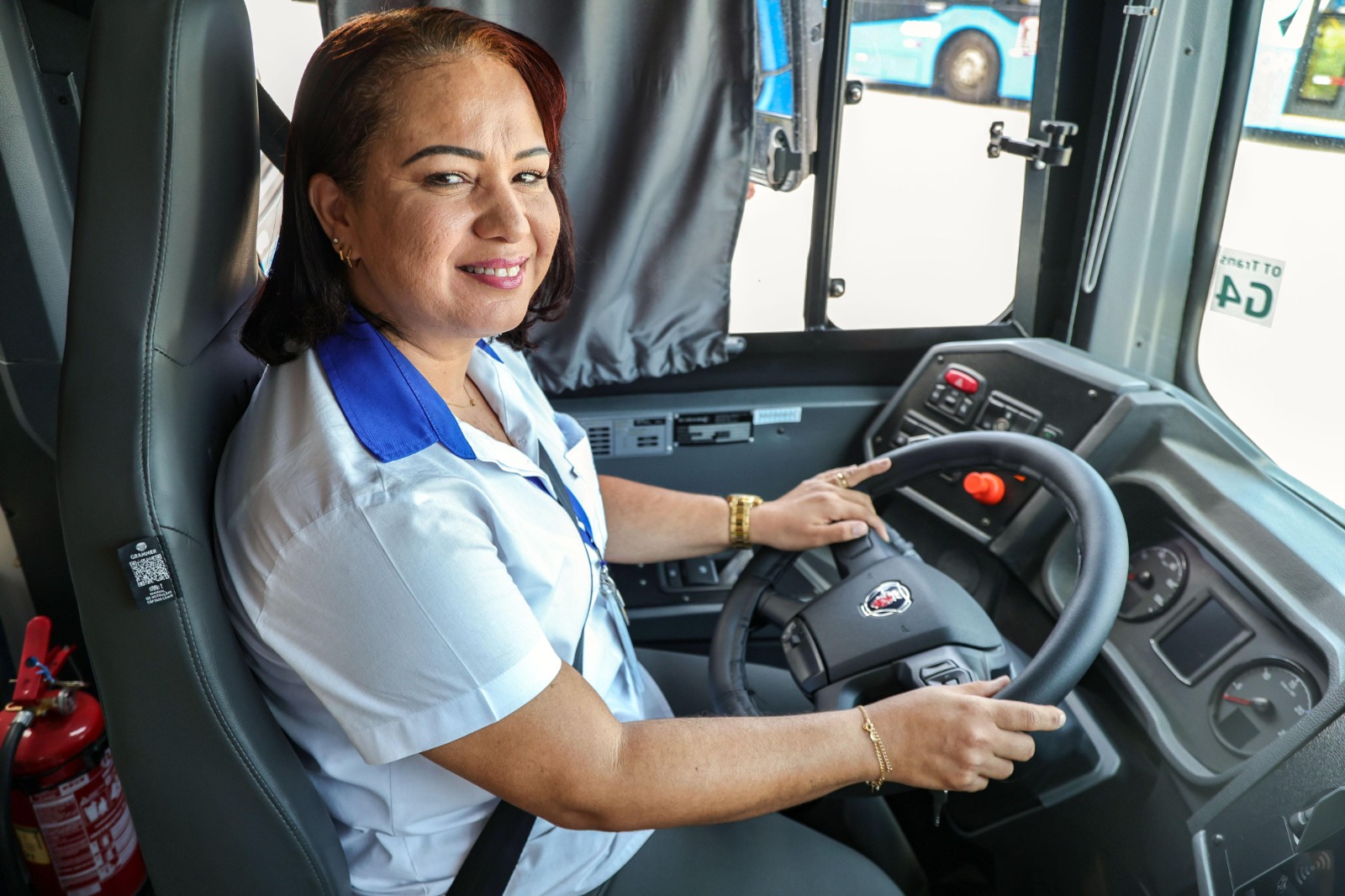 Salvador vira referência nacional após avanço de 130% de mulheres no transporte público