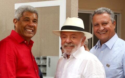 Imagem do post Lula e Rui Costa entregam moradias e reabrem fábrica de fertilizantes em Camaçari