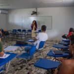 Professores de Lauro de Freitas participam de formação continuada
