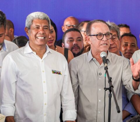 Imagem do post Prefeito de Cairu surpreende ao se aproximar de Jerônimo e fala em “virada de página”