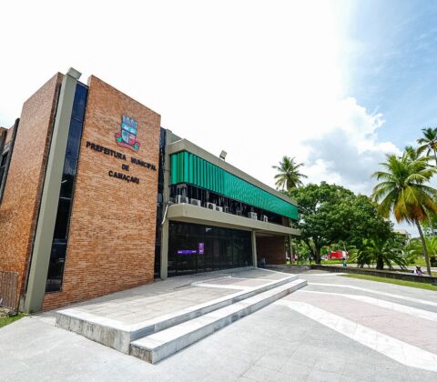 Imagem do post Prefeitura de Camaçari envia projeto com reajuste para gestores e diretores escolares