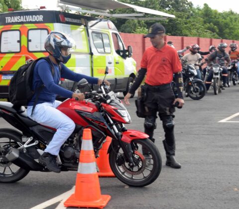 Imagem do post Transalvador promove treinamento gratuito para motociclistas e alerta sobre alta de mortes em Salvador
